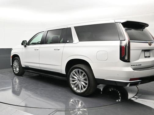 2023 Cadillac Escalade ESV Premium Luxury