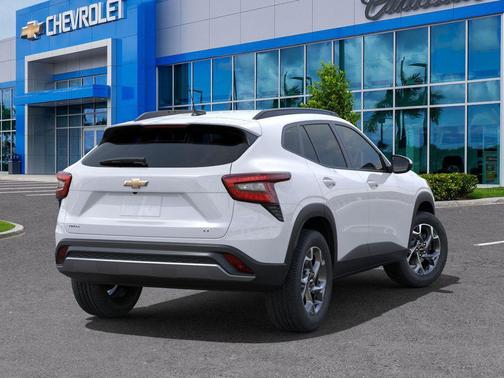 2025 Chevrolet Trax LT