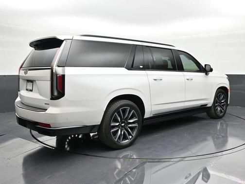 2024 Cadillac Escalade ESV Sport Platinum