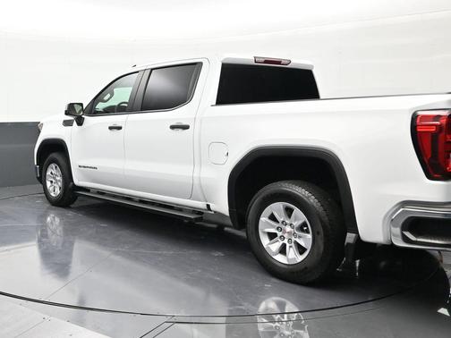Summit White 2024 GMC Sierra 1500 Pro