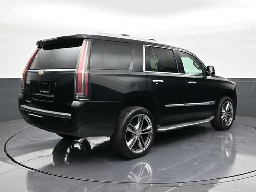 2016 Cadillac Escalade Luxury
