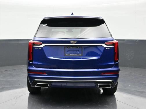 2023 Cadillac XT6 Luxury FWD