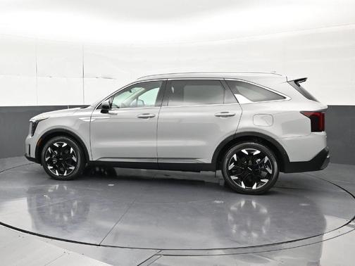 Wolf Gray 2025 Kia Sorento SX