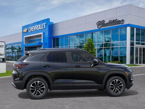 Mosaic Black Metallic 2026 Chevrolet Trailblazer LT