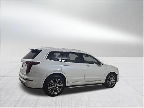 2023 Cadillac XT6 Premium Luxury FWD