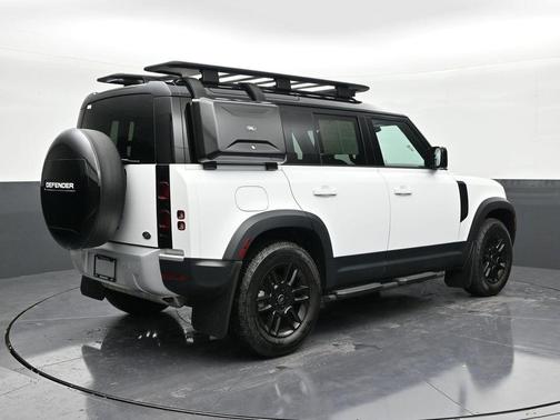 2023 Land Rover Defender 110 S