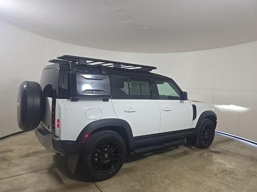 2023 Land Rover Defender 110 S