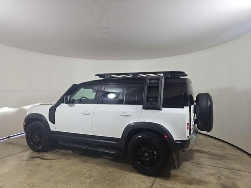 2023 Land Rover Defender 110 S