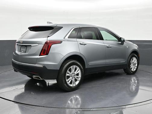 2024 Cadillac XT5 Luxury