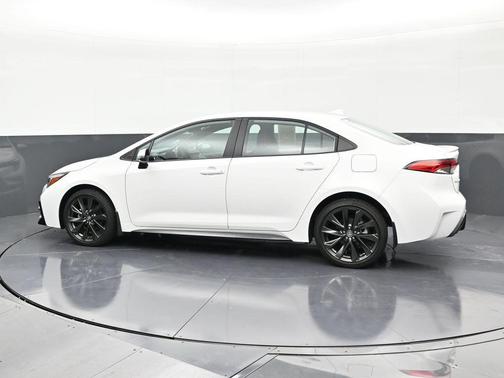 Ice Cap 2025 Toyota Corolla SE