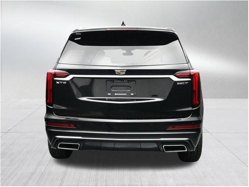 2023 Cadillac XT6 Luxury FWD