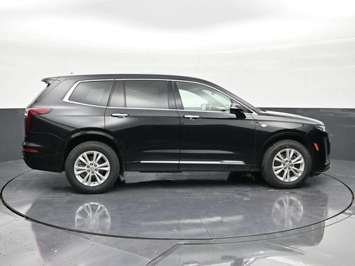 2023 Cadillac XT6 Luxury FWD