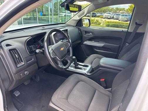 Summit White 2021 Chevrolet Colorado LT