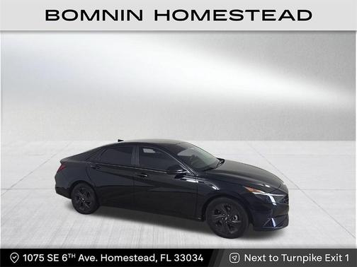2022 Hyundai ELANTRA SEL