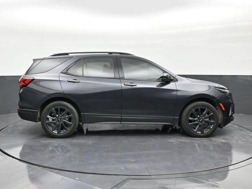 2022 Chevrolet Equinox FWD RS