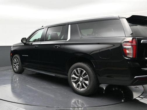 Black 2022 Chevrolet Suburban LS