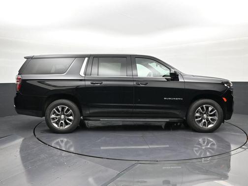 Black 2022 Chevrolet Suburban LS