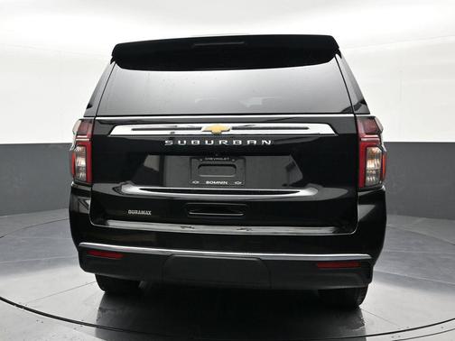 Black 2022 Chevrolet Suburban LS