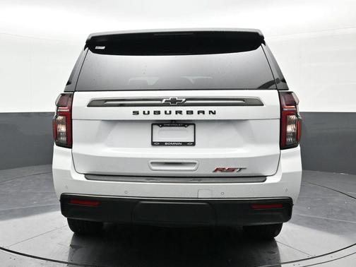 2022 Chevrolet Suburban RST