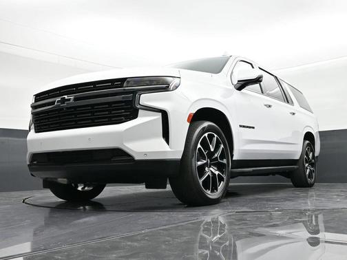 2022 Chevrolet Suburban RST
