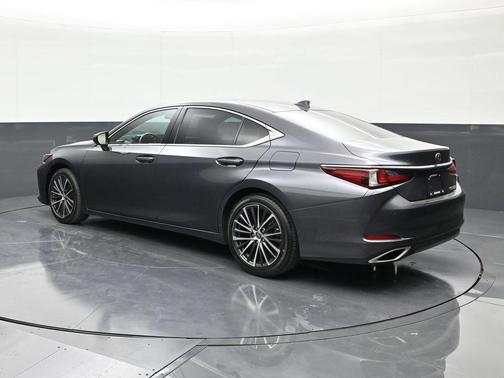 2023 Lexus ES 350 Base