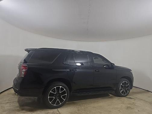 2022 Chevrolet Tahoe 4WD RST