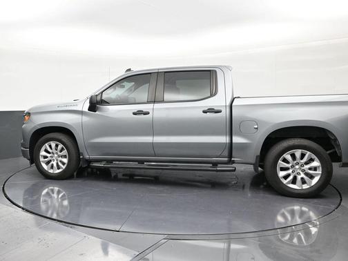 Sterling Gray Metallic 2024 Chevrolet Silverado 1500 Custom