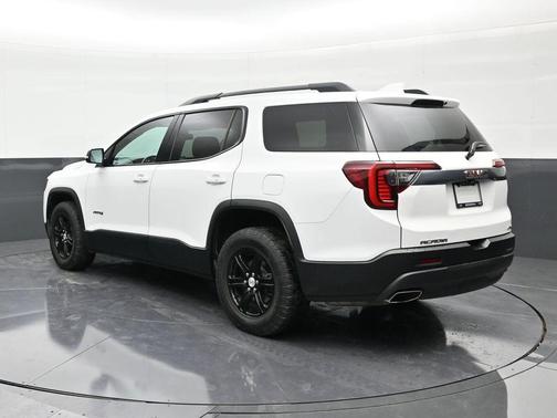 2020 GMC Acadia AWD AT4