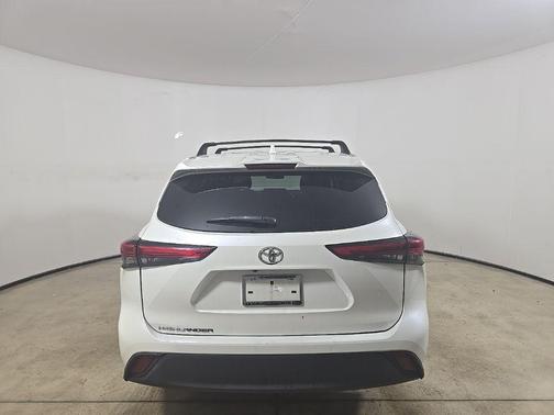 2021 Toyota Highlander L