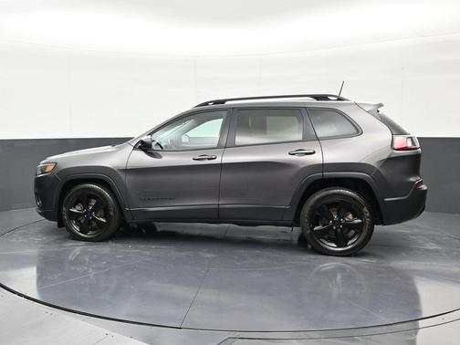 Granite Crystal Metallic Clearcoat 2019 Jeep Cherokee Altitude