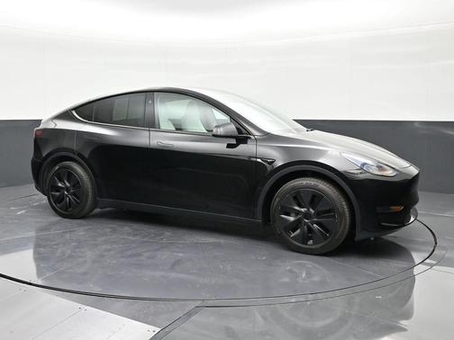 2024 Tesla Model Y Long Range Dual Motor All-Wheel Drive