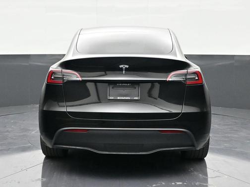 2024 Tesla Model Y Long Range Dual Motor All-Wheel Drive