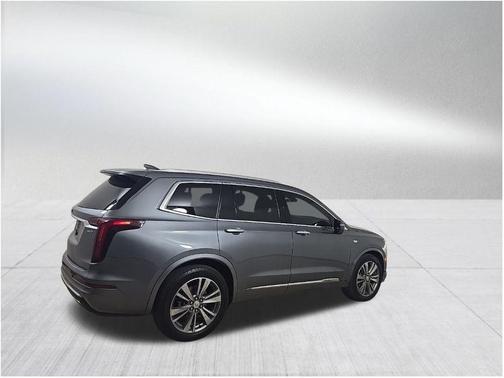 2022 Cadillac XT6 Premium Luxury FWD