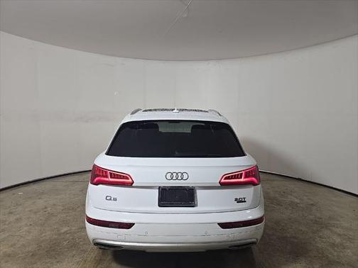 2018 Audi Q5 2.0T Tech Premium