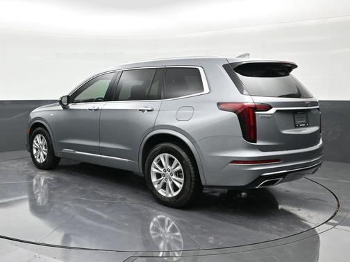 2024 Cadillac XT6 Luxury FWD