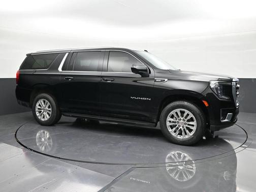 2023 GMC Yukon XL SLE