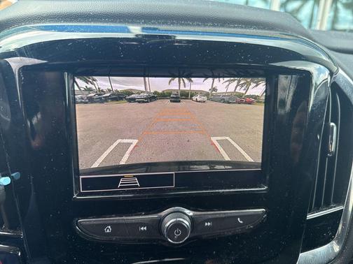 Mosaic Black Metallic 2021 Chevrolet Traverse LS