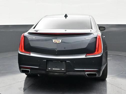 Stone Gray Metallic 2019 Cadillac XTS Luxury