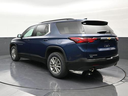 Northsky Blue Metallic 2023 Chevrolet Traverse LT Cloth