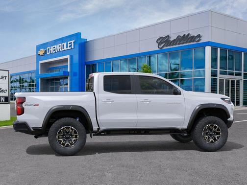 Summit White 2026 Chevrolet Colorado ZR2