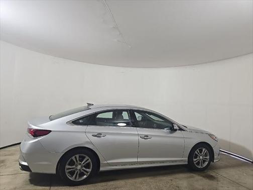 2018 Hyundai SONATA Limited