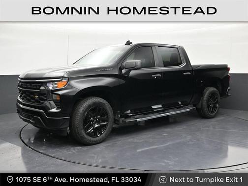 Black 2022 Chevrolet Silverado 1500 Custom
