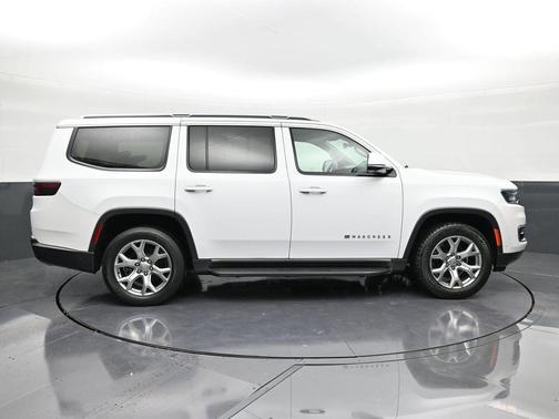 2022 Jeep Wagoneer Series I 4x2