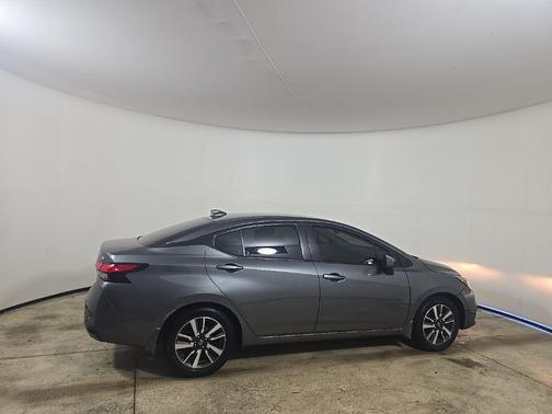 2022 Nissan Versa 1.6 SV