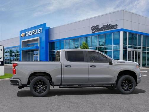 2025 Chevrolet Silverado 1500 Custom