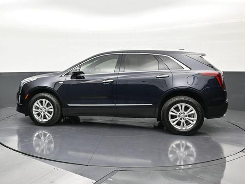 Dark Moon Blue Metallic 2022 Cadillac XT5 Luxury