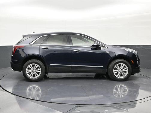 Dark Moon Blue Metallic 2022 Cadillac XT5 Luxury