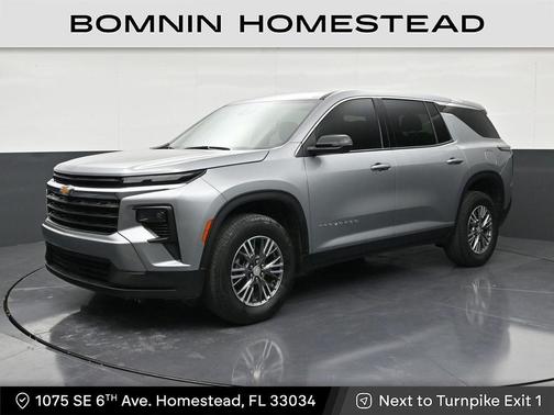 Sterling Gray Metallic 2024 Chevrolet Traverse LS