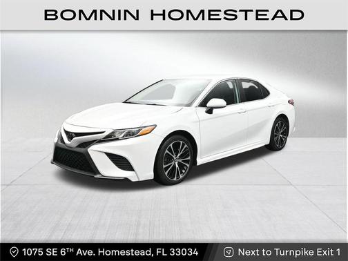 2020 Toyota Camry SE