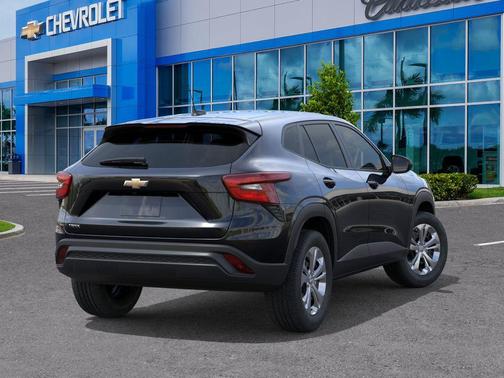 Mosaic Black Metallic 2026 Chevrolet Trax LS